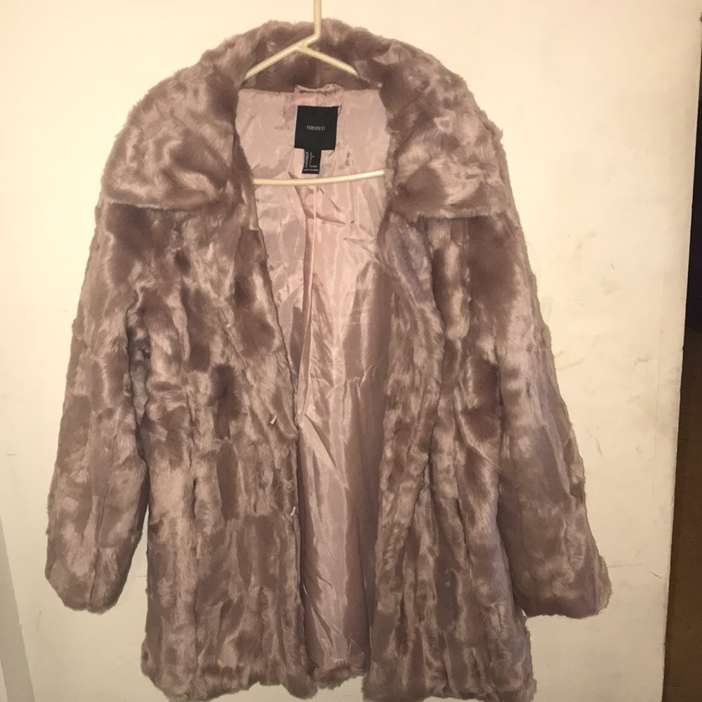 Pink, fur coat!